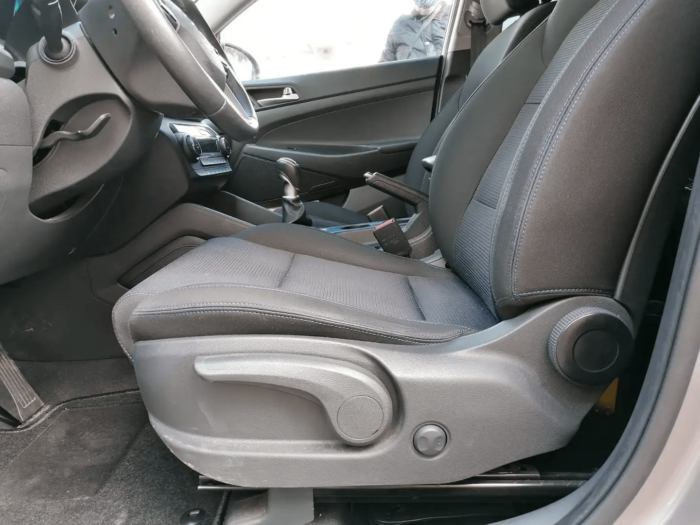 2017 Hyundai TUCSON 1.7CRDI BD Kosmo 4×2 - Image 16