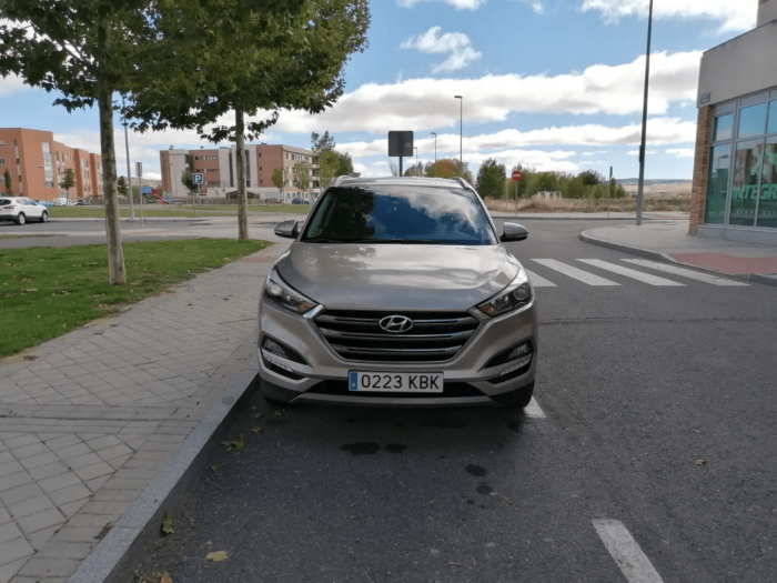 2017 Hyundai TUCSON 1.7CRDI BD Kosmo 4×2 - Image 2
