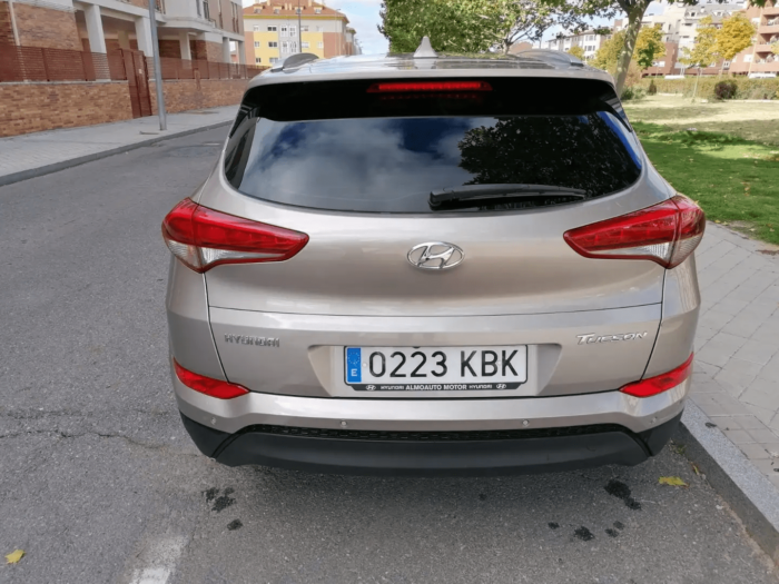 2017 Hyundai TUCSON 1.7CRDI BD Kosmo 4×2 - Image 3