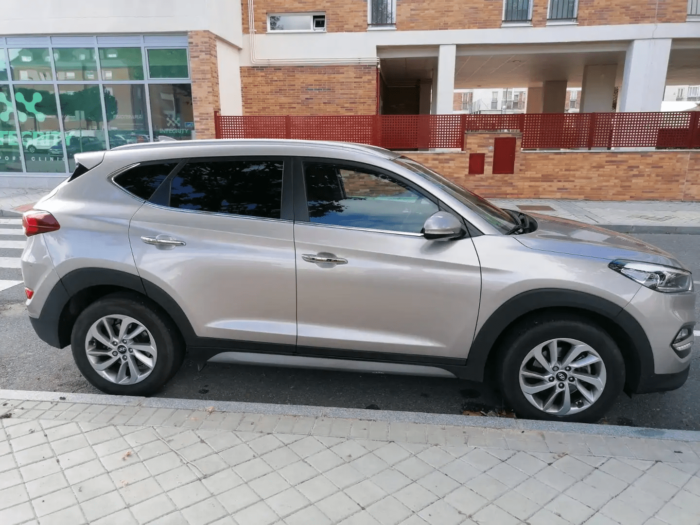 2017 Hyundai TUCSON 1.7CRDI BD Kosmo 4×2 - Image 6