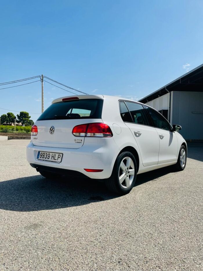 2012 Volkswagen Golf Variant 1.6 TDI - Image 4