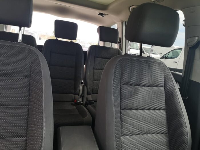 2013 Volkswagen Touran 2.0TDI Advance BMT - Image 8