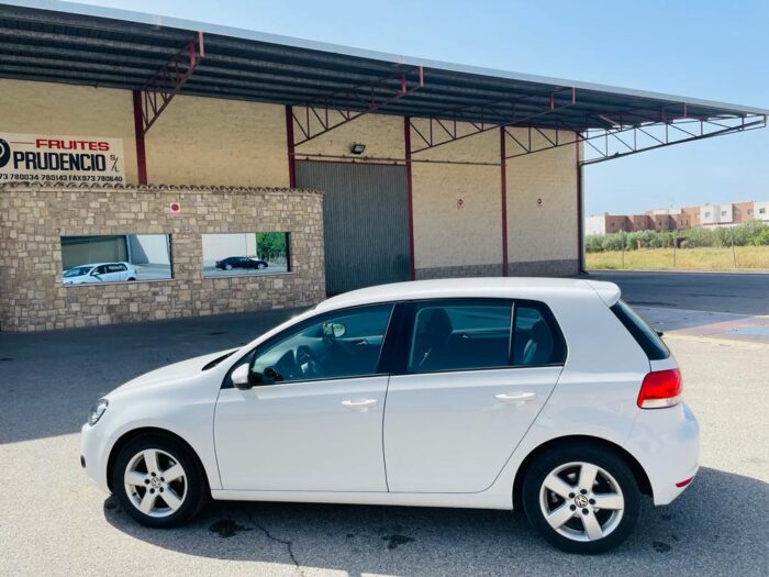 2012 Volkswagen Golf Variant 1.6 TDI - Image 5