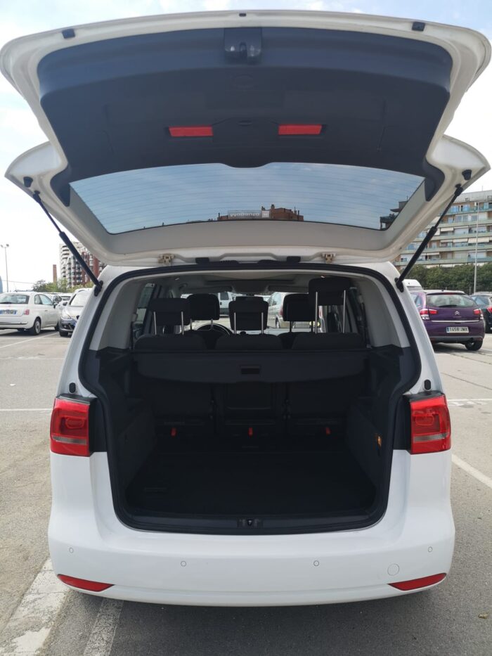 2013 Volkswagen Touran 2.0TDI Advance BMT - Image 16