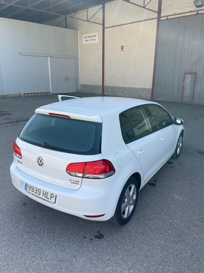 2012 Volkswagen Golf Variant 1.6 TDI - Image 14