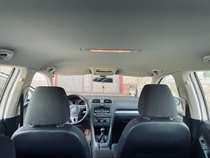 2012 Volkswagen Golf Variant 1.6 TDI - Image 21