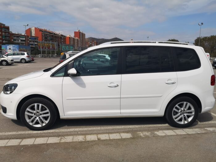 2013 Volkswagen Touran 2.0TDI Advance BMT - Image 2
