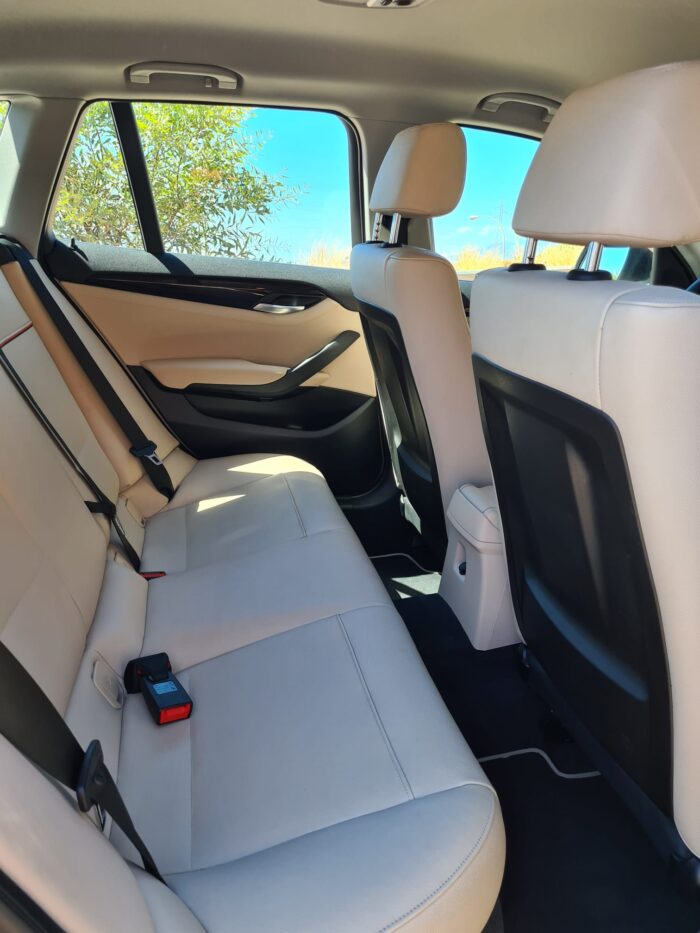 2013 BMW X1 xDrive 18dA - Image 12