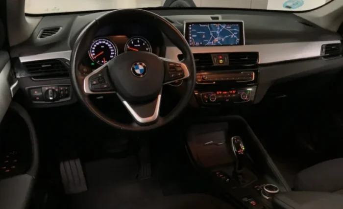 2022 BMW X1 - Image 10
