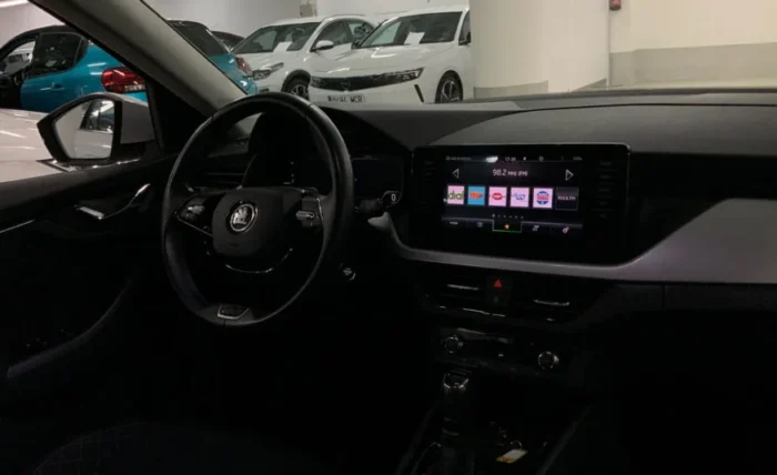 2021 Skoda Kamiq - Image 16