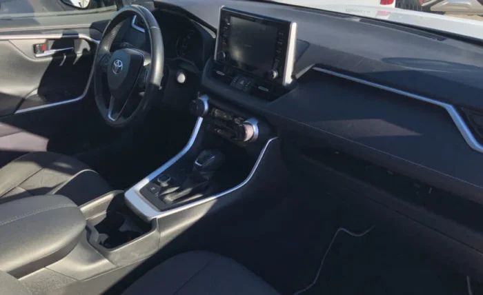 2021 Toyota Rav4 - Image 15