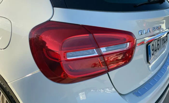 2014 Mercedes-Benz GLA 220 - Image 6
