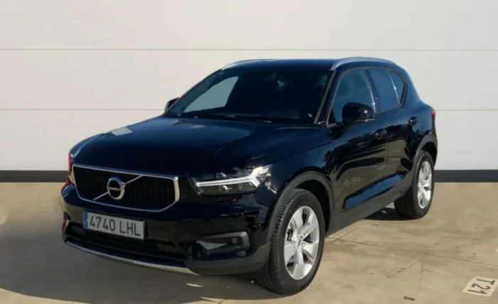2020 Volvo XC40 - Image 2