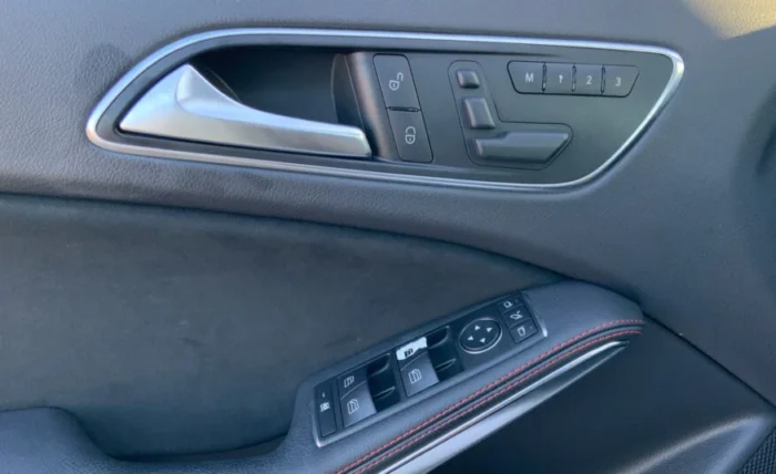 2014 Mercedes-Benz GLA 220 - Image 20