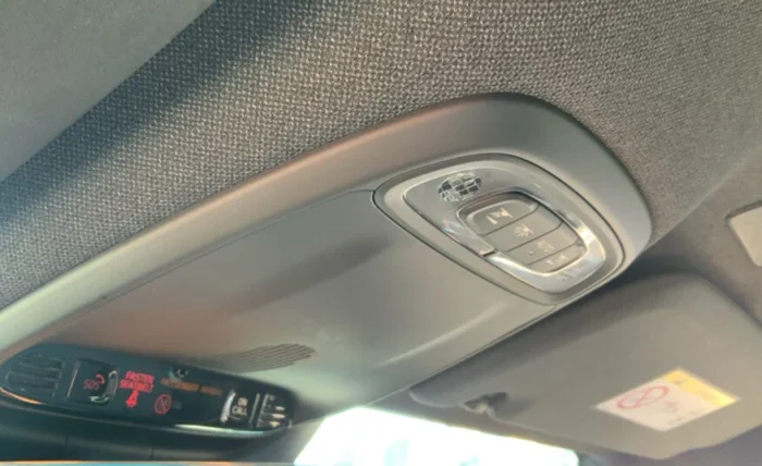 2020 Volvo XC40 - Image 21