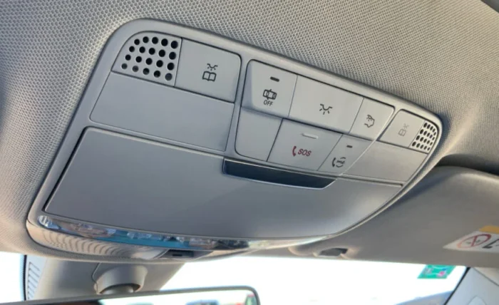 2019 Mercedes-Benz C200 - Image 25