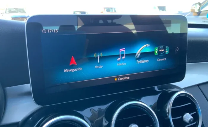 2019 Mercedes-Benz C200 - Image 28