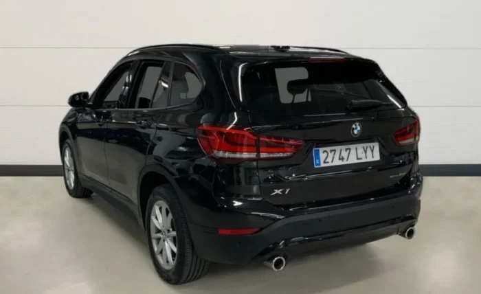 2022 BMW X1 - Image 3