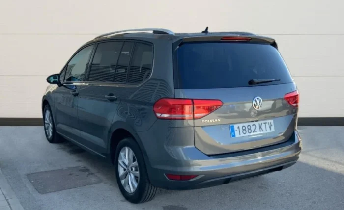 2019 Volkswagen Touran - Image 4