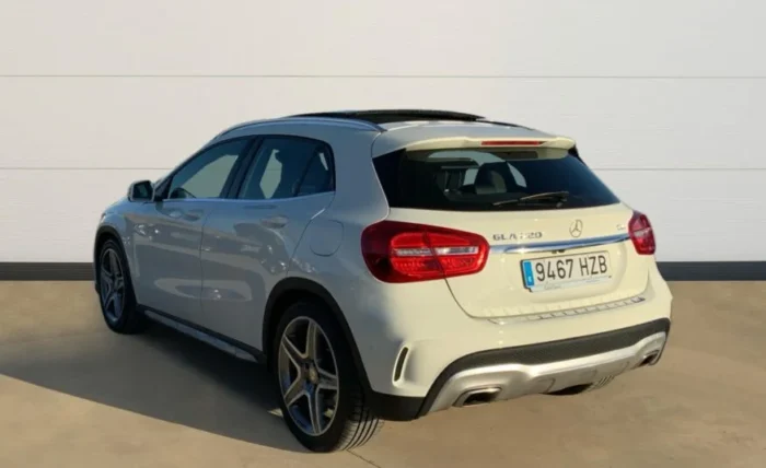 2014 Mercedes-Benz GLA 220 - Image 3