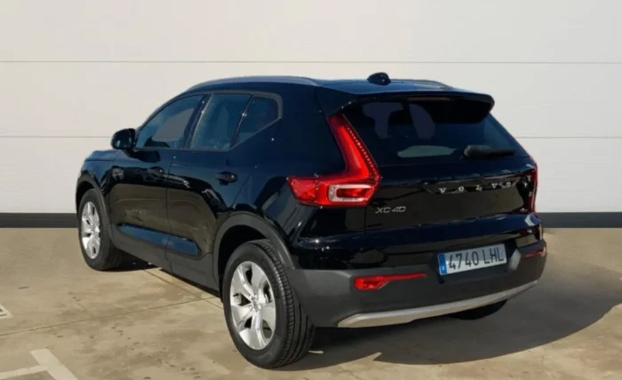 2020 Volvo XC40 - Image 3