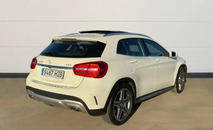 2014 Mercedes-Benz GLA 220 - Image 4