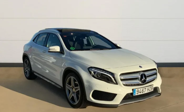 2014 Mercedes-Benz GLA 220 - Image 5
