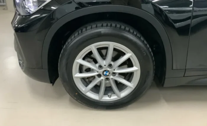 2022 BMW X1 - Image 5