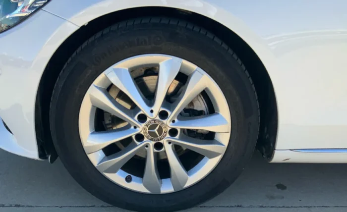 2019 Mercedes-Benz C200 - Image 7