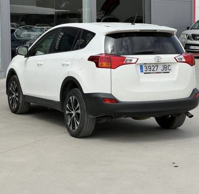 2014 Toyota Rav4 2.0 D4D - Image 5