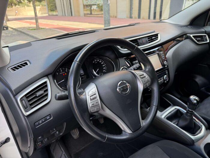 2015 Nissan Qashqai 1.2 Dgi Tekna Sport - Image 21