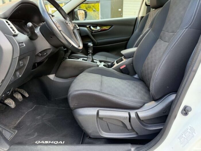2015 Nissan Qashqai 1.2 Dgi Tekna Sport - Image 11