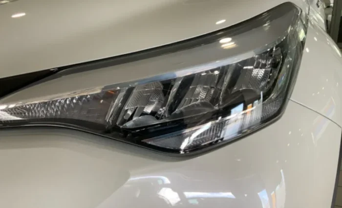 2021 Toyota C-HR - Image 6