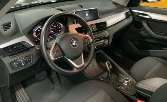 2022 BMW X1 - Image 11